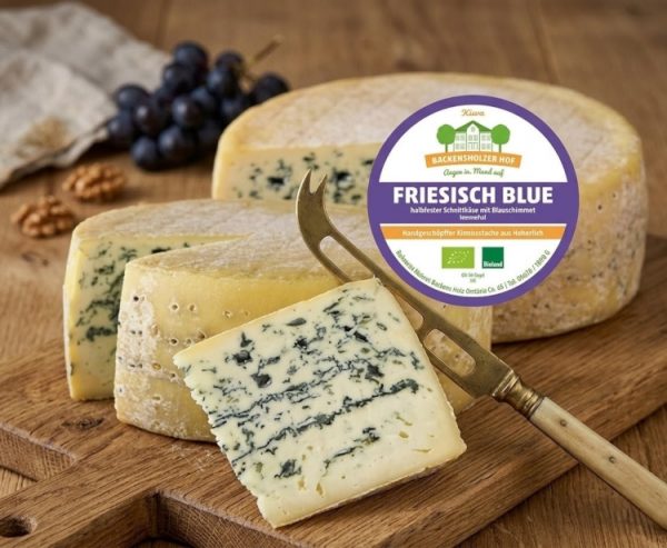 Friesisch Blue, Bio